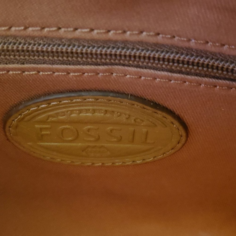 Fossil - Picture 5 of 8